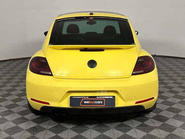 2013-Volkswagen-Beetle-14-TSI-Sport-Auto image:16