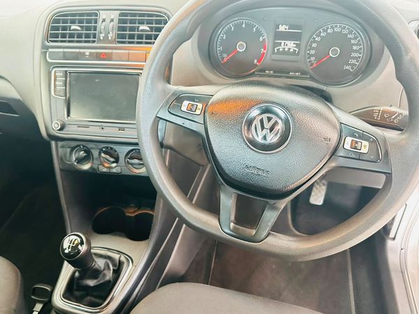 2021-Volkswagen-Polo-Vivo-14-Trendline-5-dr image:7