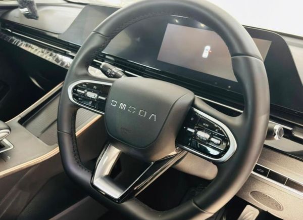 2026-Omoda-C5-15T-Luxury-S image:7