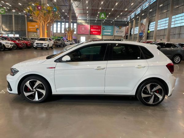 2018-Volkswagen-Polo-20-GTI-Auto-147kW image:5
