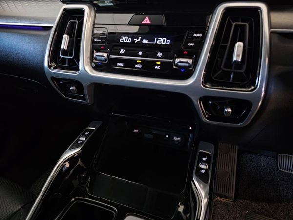 2022-Kia-Sorento-22D-SX-AWD-Auto image:15