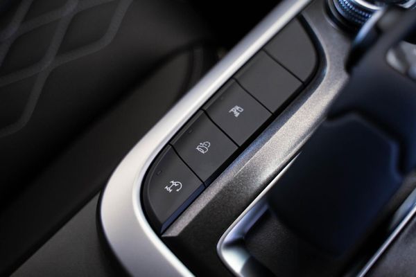 2026-GWM-Tank-300-24TD-Super-Luxury-4x4-Auto image:8