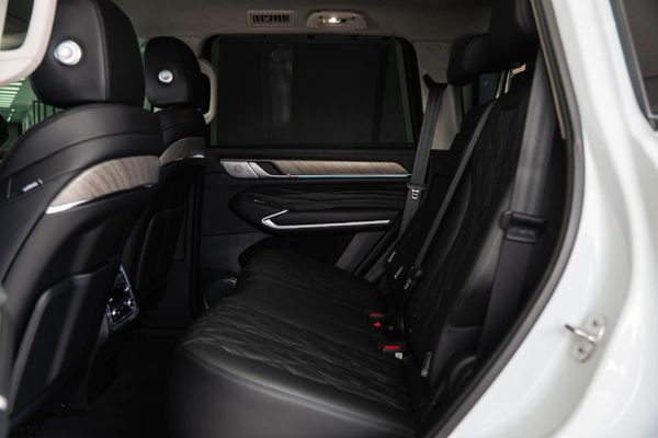 2026-GWM-Tank-500-20T-Ultra-Luxury-Hybrid-4x4-Auto image:15