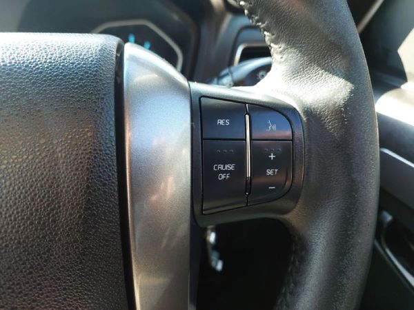 2021-Mahindra-Pik-Up-22-mHawk-S11-4x4-Auto-Double-Cab image:20