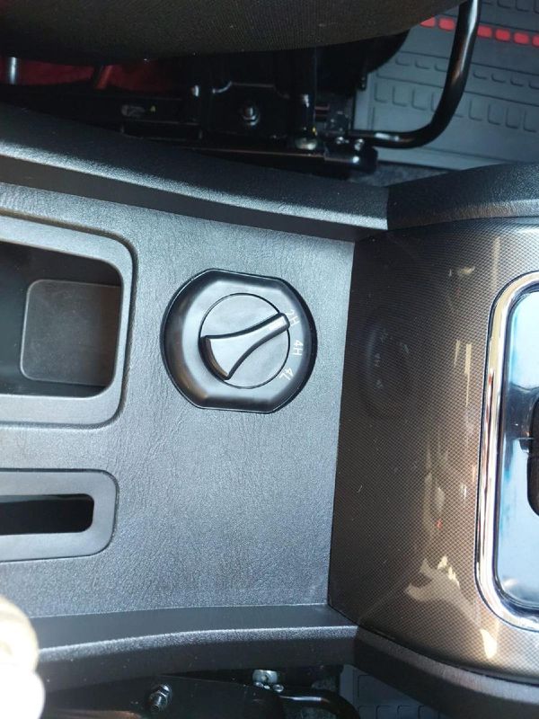 2021-Mahindra-Pik-Up-22-mHawk-S11-4x4-Auto-Double-Cab image:25