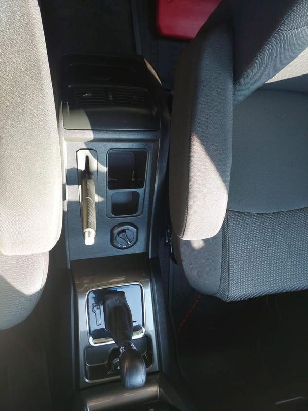 2021-Mahindra-Pik-Up-22-mHawk-S11-4x4-Auto-Double-Cab image:26