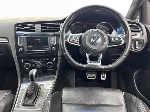 2017-Volkswagen-Golf-VII-GTI-20-TSI-Auto image:8
