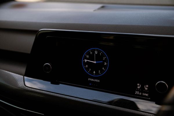 2023-Volkswagen-Golf-8-GTI-20-TSI-Auto image:10