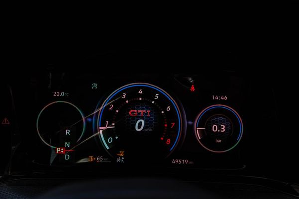 2023-Volkswagen-Golf-8-GTI-20-TSI-Auto image:11