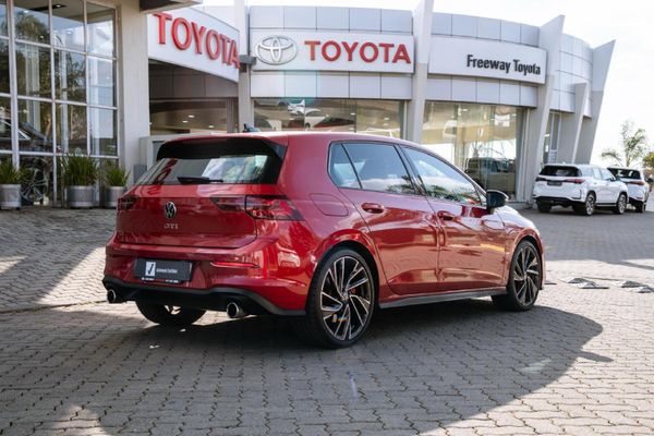 2023-Volkswagen-Golf-8-GTI-20-TSI-Auto image:24