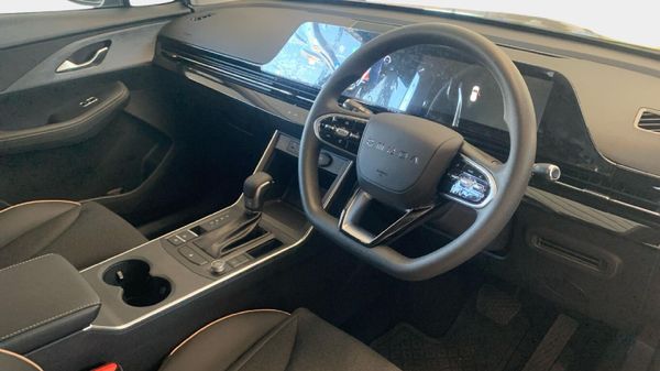 2026-Omoda-C5-15-Street image:9