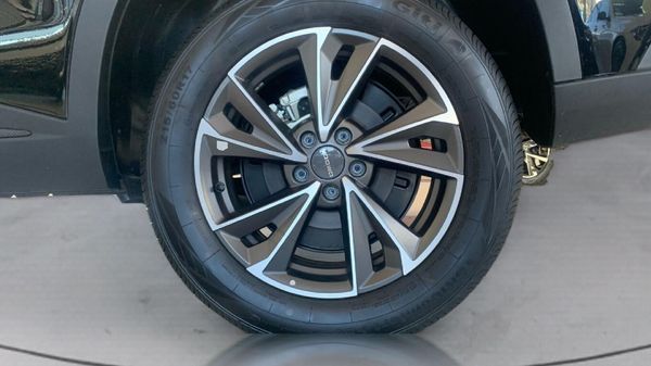 2026-Omoda-C5-15-Street image:8