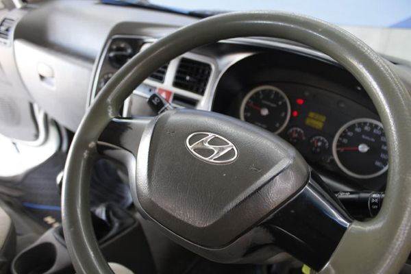 2020-Hyundai-H100-Bakkie-26D image:15