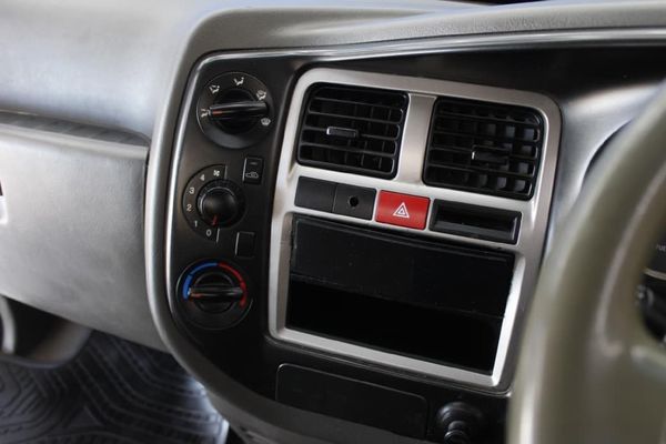 2020-Hyundai-H100-Bakkie-26D image:17