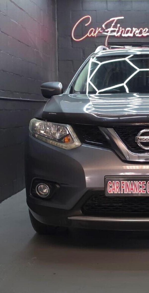 2015-Nissan-X-Trail-25-SE-4x4-Auto image:2