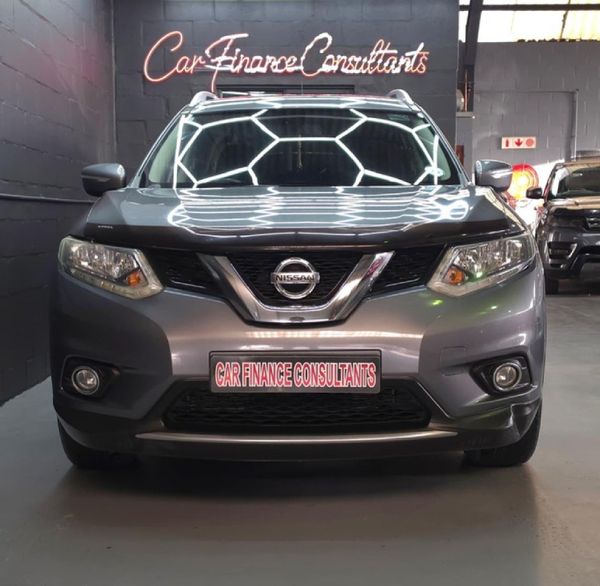 2015-Nissan-X-Trail-25-SE-4x4-Auto image:3
