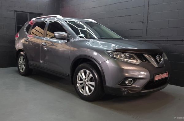 2015-Nissan-X-Trail-25-SE-4x4-Auto image:5