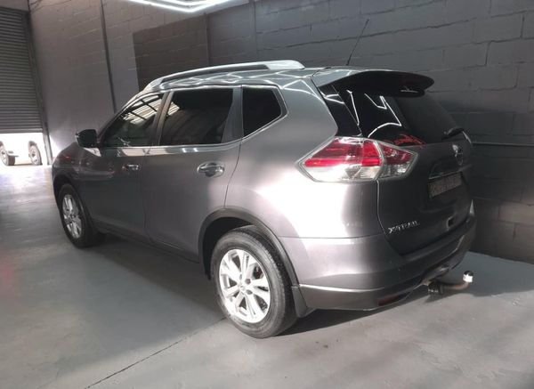 2015-Nissan-X-Trail-25-SE-4x4-Auto image:6
