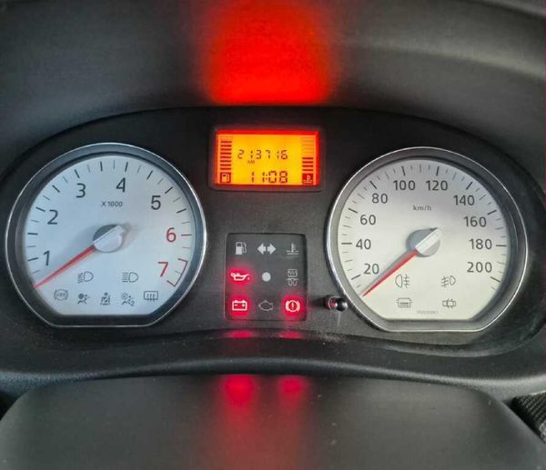 2019-Nissan-NP200-16-AC-Safety-Pack image:8