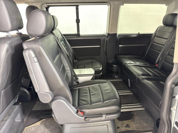 2018-Volkswagen-Caravelle-T6-20-BiTDI-Highline-Auto image:3