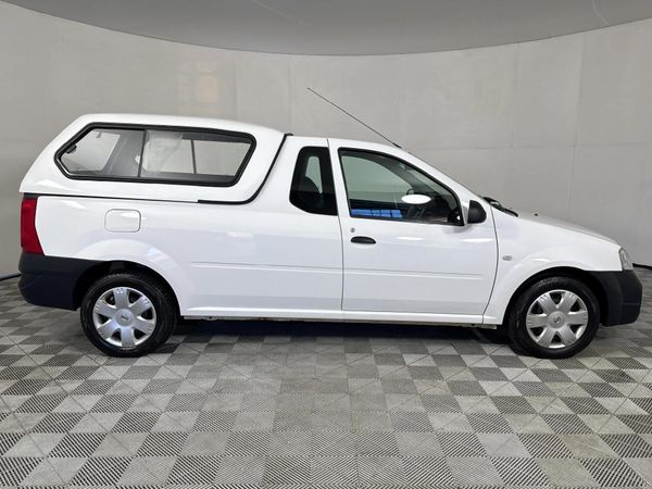 2024-Nissan-NP200-16-AC-Safety-Pack image:10