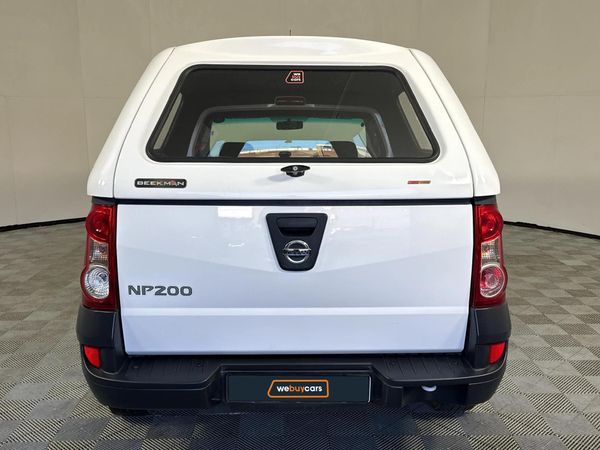 2024-Nissan-NP200-16-AC-Safety-Pack image:11