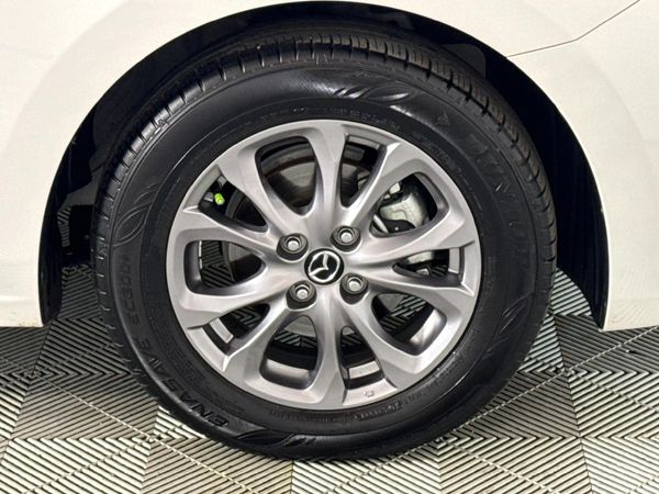 2025-Mazda-2-15-Dynamic-Auto-5-dr image:5