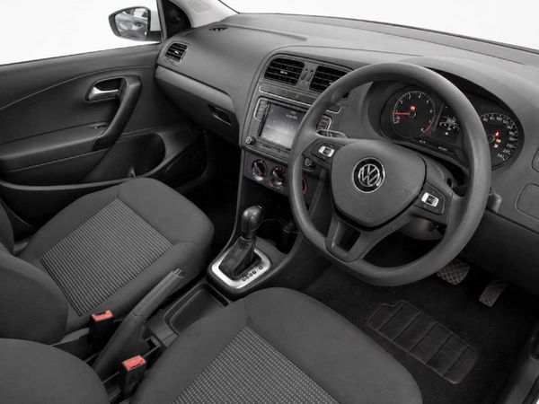 2024-Volkswagen-Polo-Vivo-16-Comfortline-Auto-5-dr image:7