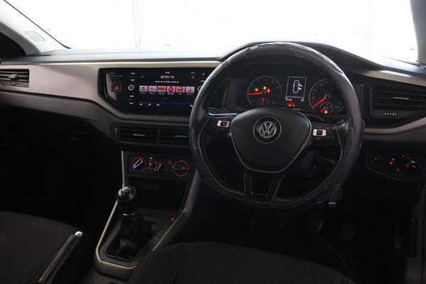 2020-Volkswagen-Polo-10-TSI-Comfortline image:5