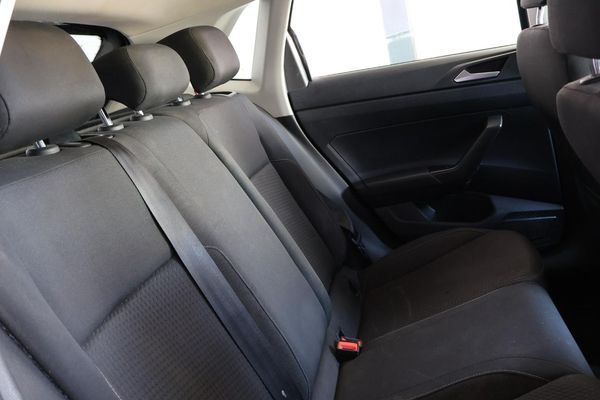 2020-Volkswagen-Polo-10-TSI-Comfortline image:8