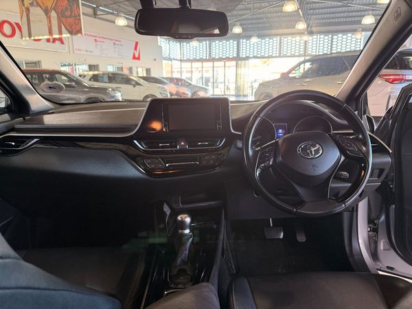 2019-Toyota-C-HR-CHR image:15