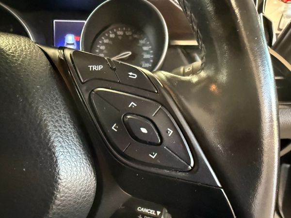 2019-Toyota-C-HR-CHR image:17