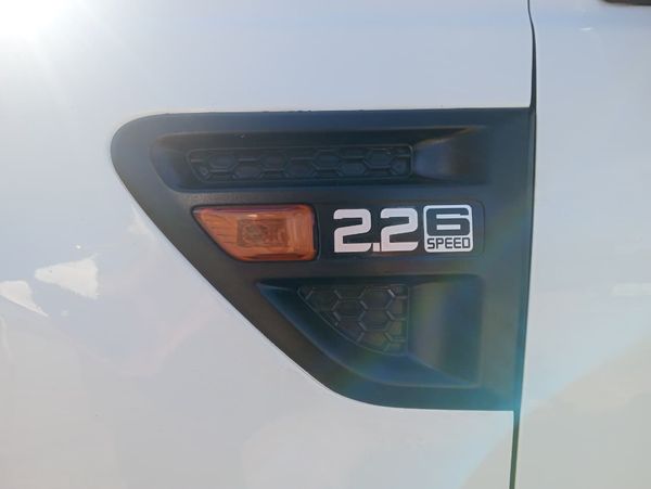 2012-Ford-Ranger-22-TDCi-XLS-4x4-Single-Cab image:9