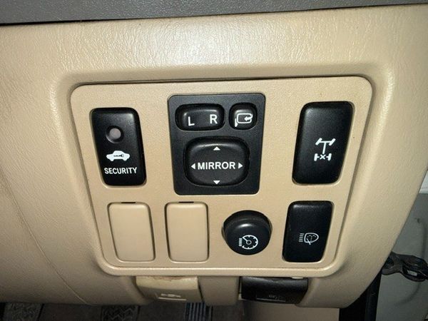 2012-Toyota-Fortuner-fortuner image:11