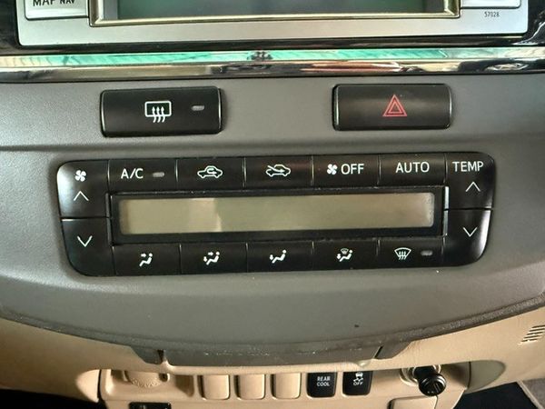 2012-Toyota-Fortuner-fortuner image:14