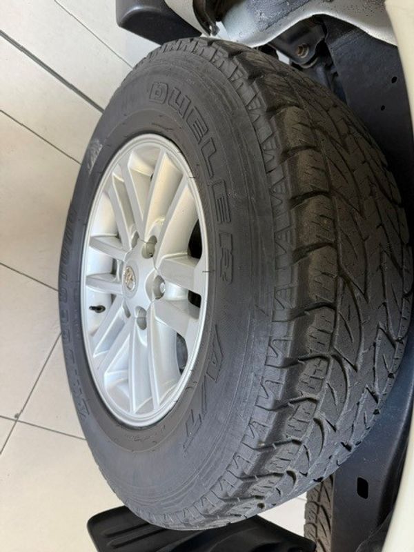 2012-Toyota-Fortuner-fortuner image:8