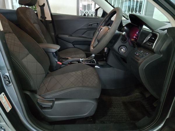 2025-Mahindra-XUV-3XO-12T-MX3-Auto image:12