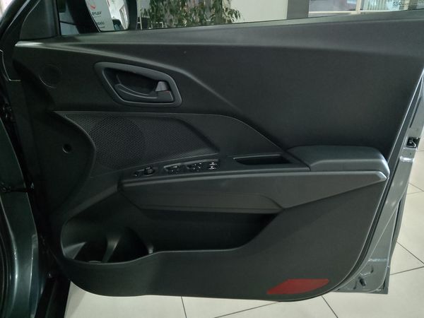 2025-Mahindra-XUV-3XO-12T-MX3-Auto image:13