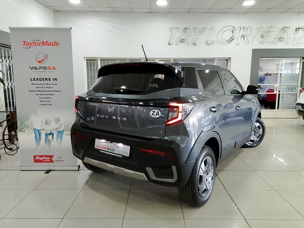 2025-Mahindra-XUV-3XO-12T-MX3-Auto image:6