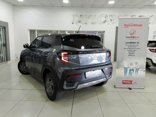 2025-Mahindra-XUV-3XO-12T-MX3-Auto image:7