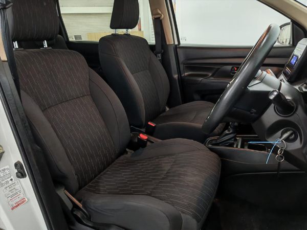 2023-Toyota-Rumion-15-SX-Auto image:10