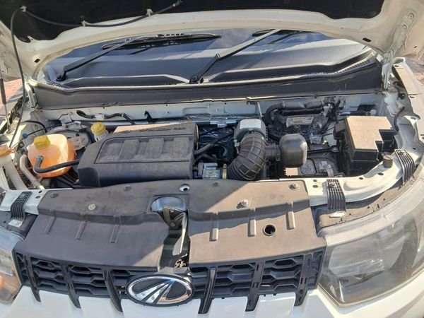 2021-Mahindra-KUV-100-12-K2-Dare image:9