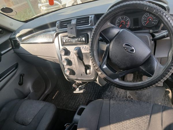 2021-Mahindra-KUV-100-12-K2-Dare image:7