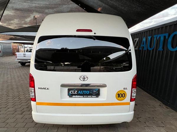 2020-Toyota-Quantum-25-D-4D-14-seat image:7
