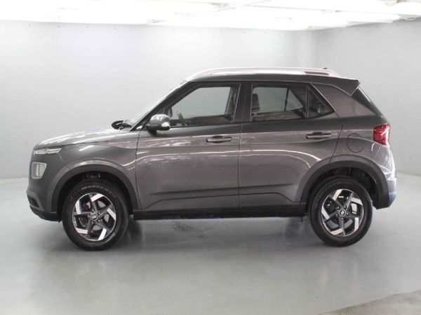 2021-Hyundai-Venue-10-TGDI-Fluid image:9
