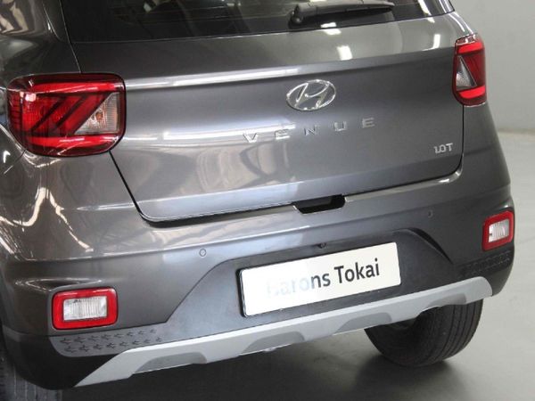 2021-Hyundai-Venue-10-TGDI-Fluid image:8