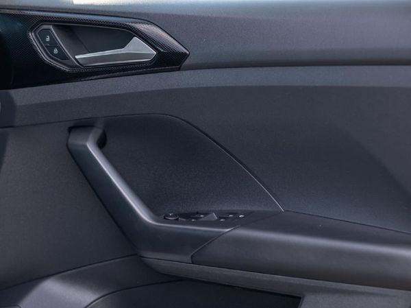 2025-Volkswagen-T-Cross-10-TSI-Life-Auto image:22