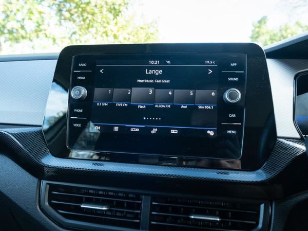 2025-Volkswagen-T-Cross-10-TSI-Life-Auto image:24