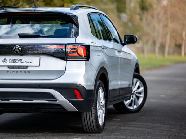 2025-Volkswagen-T-Cross-10-TSI-Life-Auto image:7
