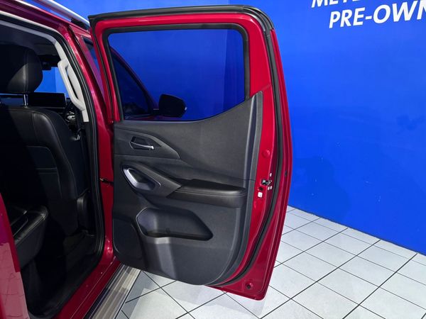 2022-Peugeot-Landtrek-19D-4Action-4x4-Double-Cab-Auto image:13